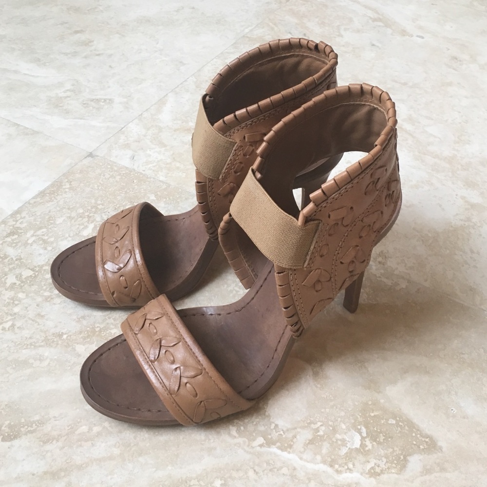Tory Burch Cheryl tan leather sandals